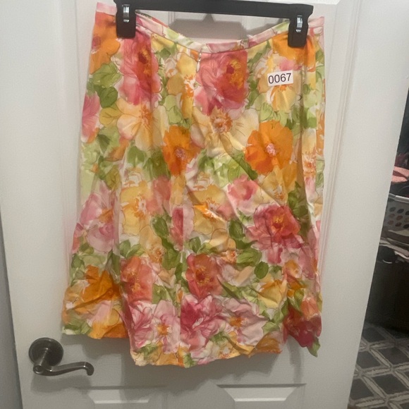 Talbots full skirt size 10 beautiful colors floral orange yellow green - Picture 1 of 12